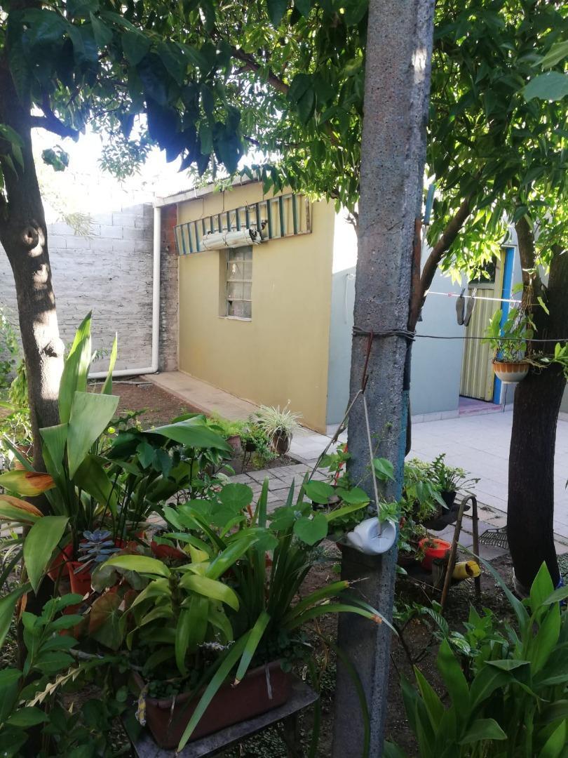 Apto Credito! Casa de 3 Ambientes con Hermoso Lote 3
