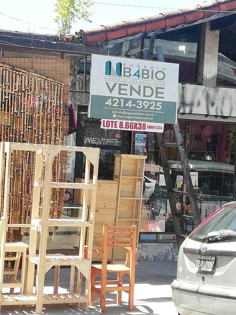 Foto de UNICO LOCAL/ LOTE EN EXCELENTE UBICACION DE RAFAEL CALZADA, imagen 3