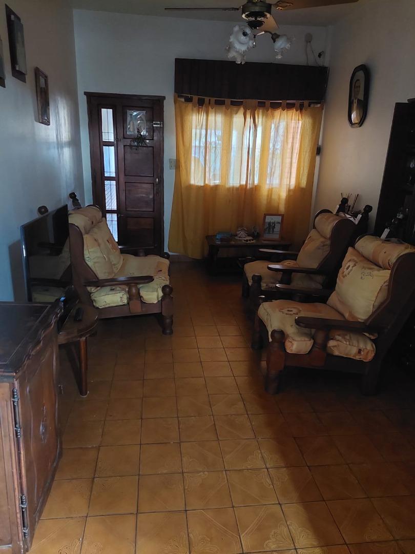 Casa + Local en Venta 4