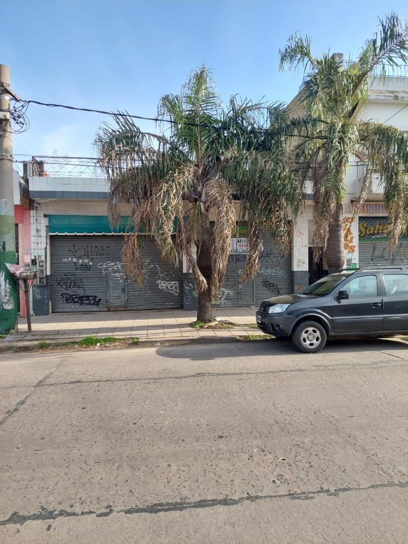 2 Locales en Venta + Casa 5
