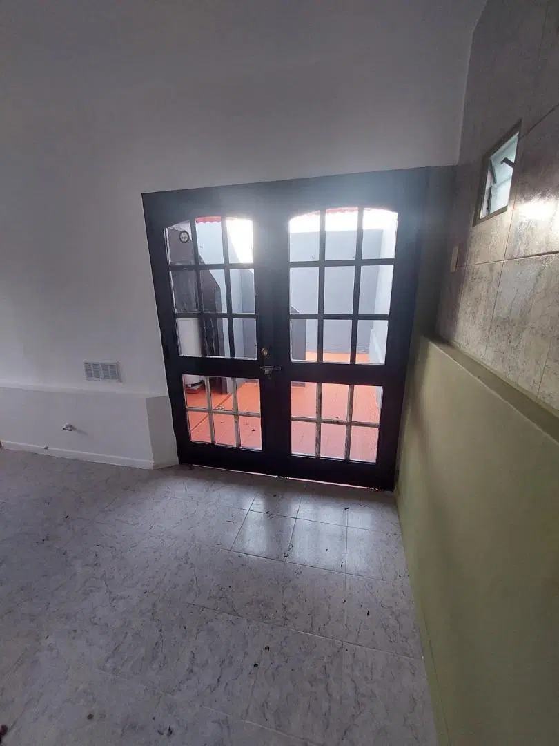 ALQUILER DEPTO DE 3 AMBIENTES. ADROGUE 3