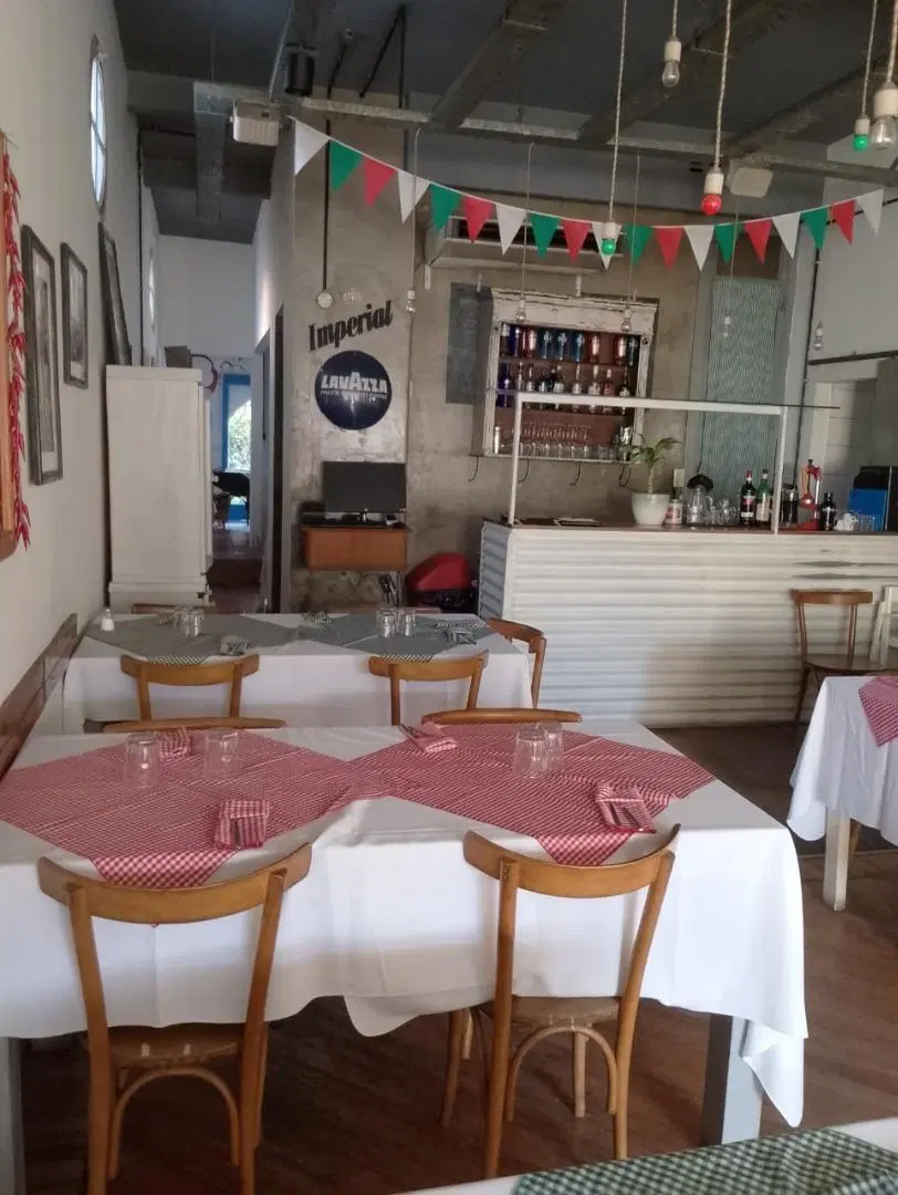 LOCAL EN VENTA BANFIELD 2