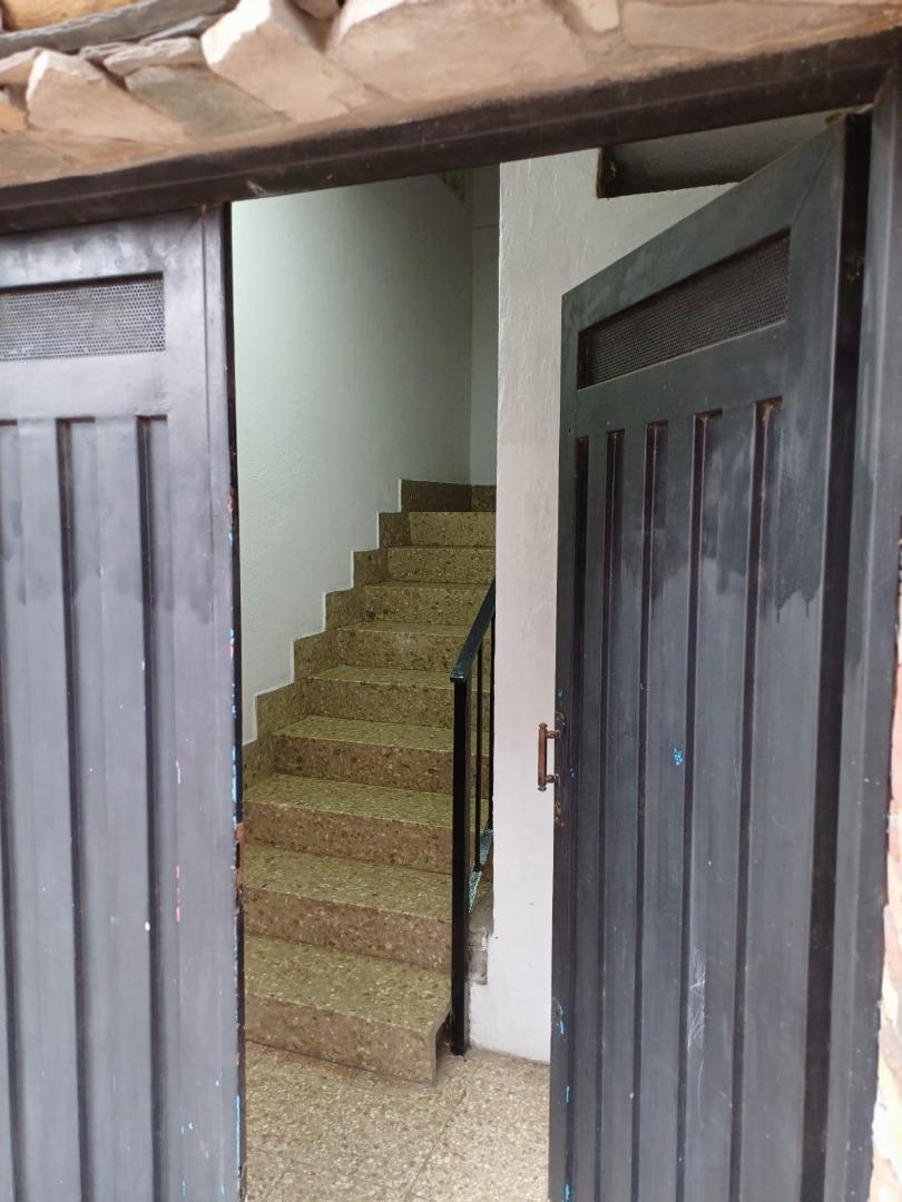 Foto de DEPARTAMENTO EN VENTA- ADROGUE, imagen 1