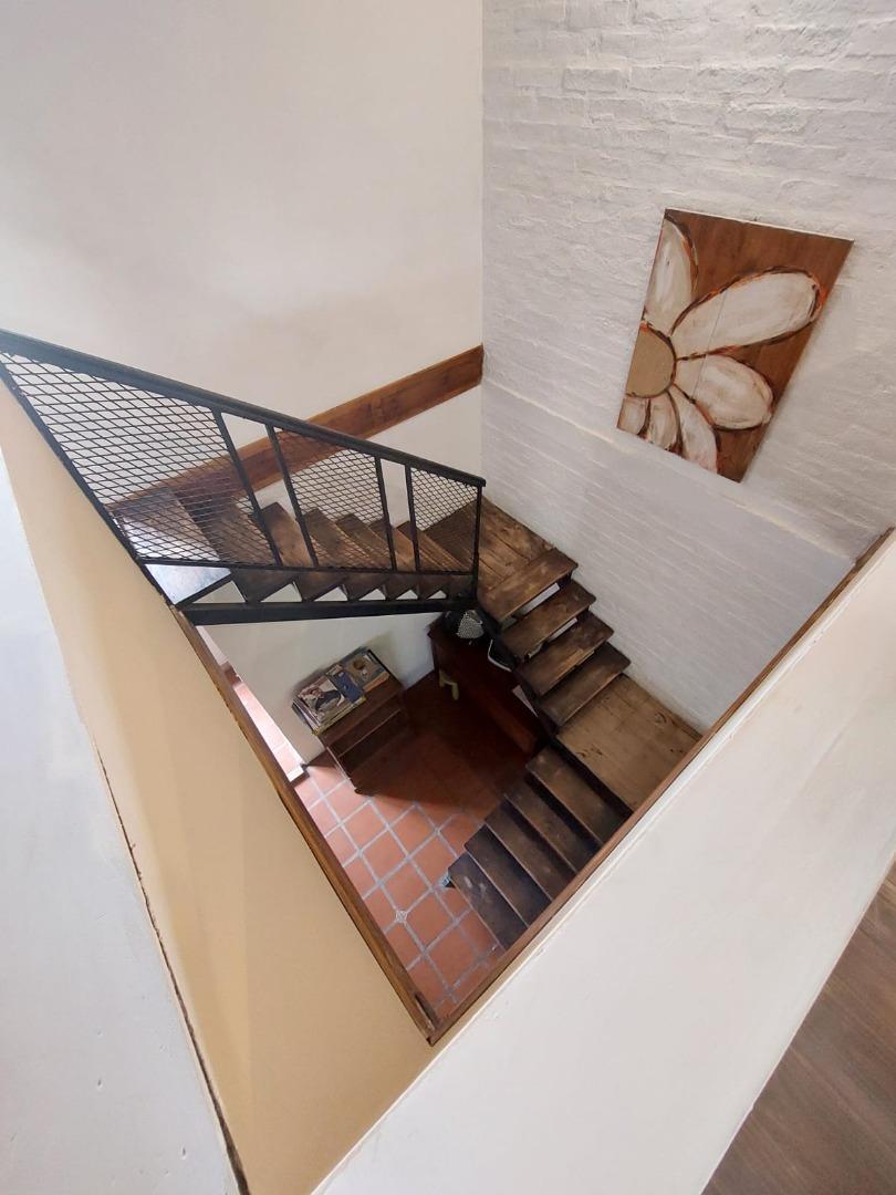 Foto de CASA 5 AMBIENTES EN TEMPERLEY!, imagen 3