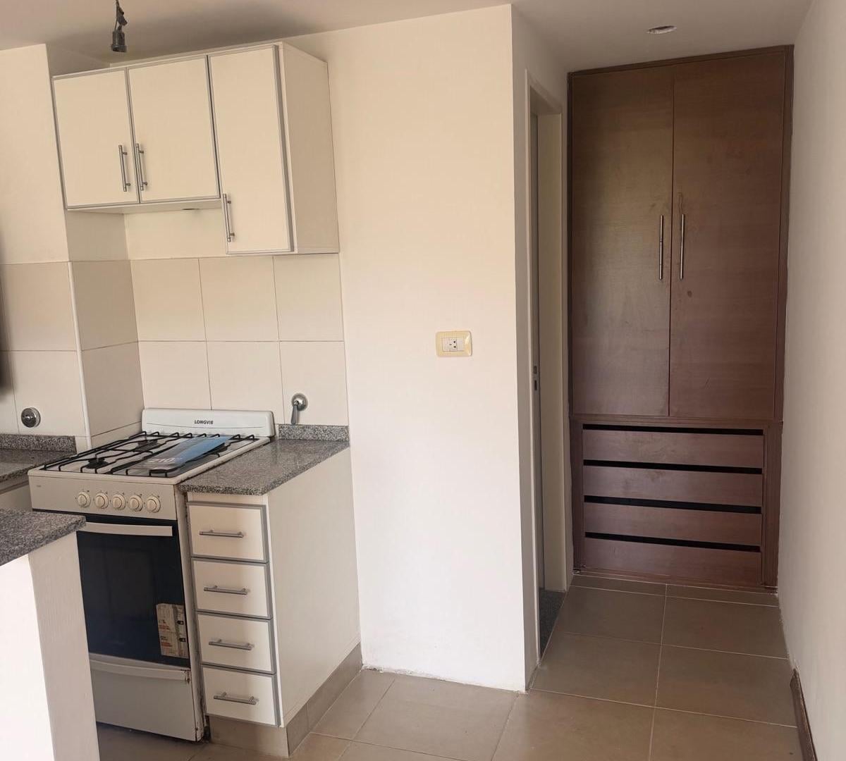 Foto de Departamento en alquiler 1 dormitorio en el corazón de echesortu, imagen 4