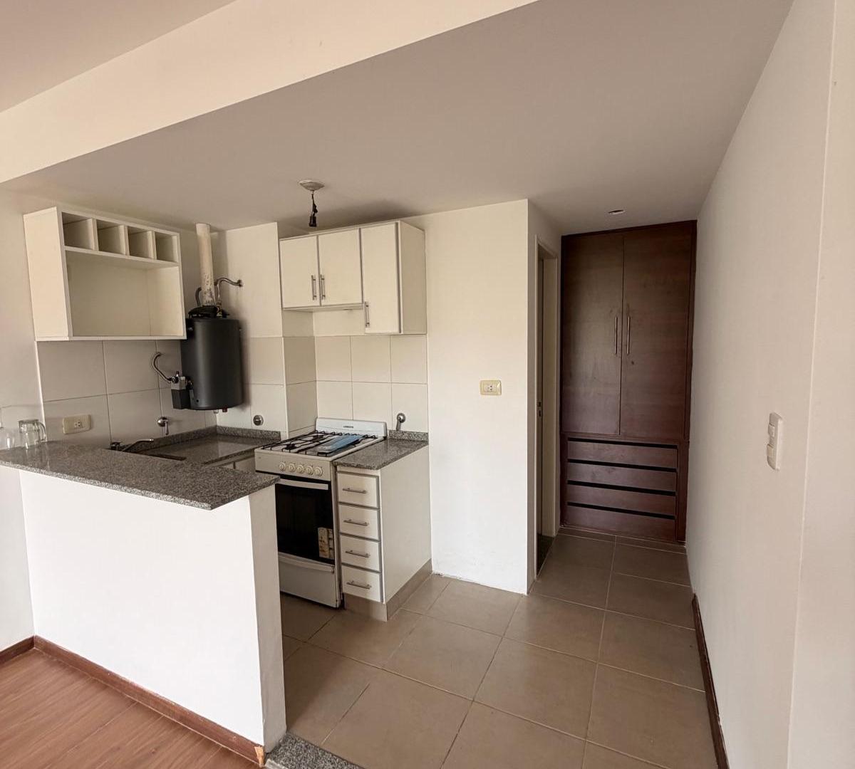 Foto de Departamento en alquiler 1 dormitorio en el corazón de echesortu, imagen 2