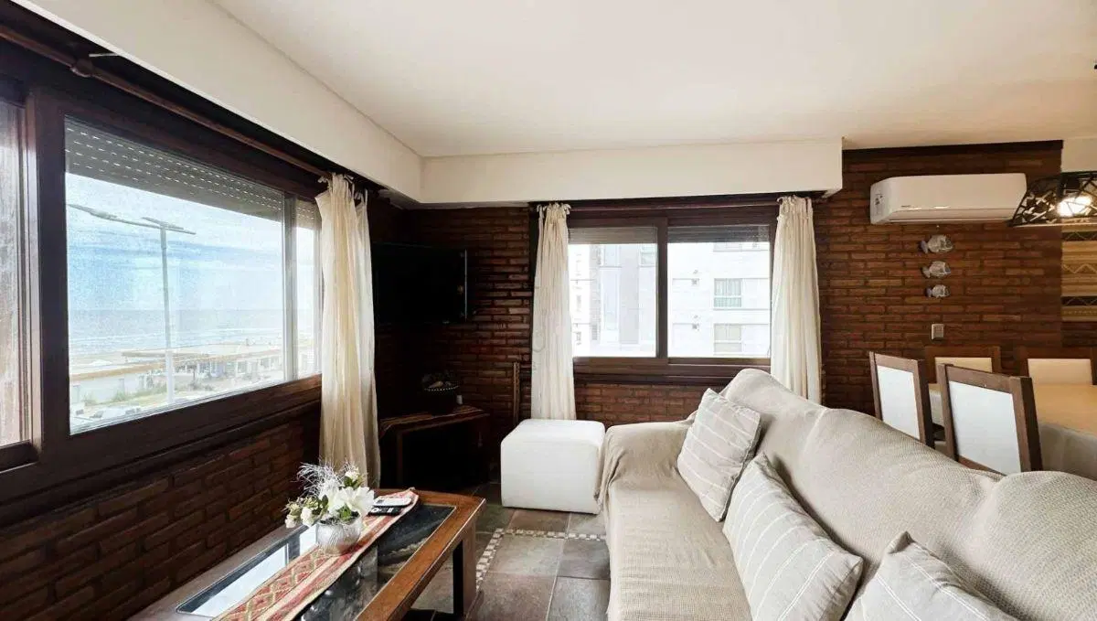 Departamento de 160 m2 con 4 dormitorios en alquiler en Pinamar 5