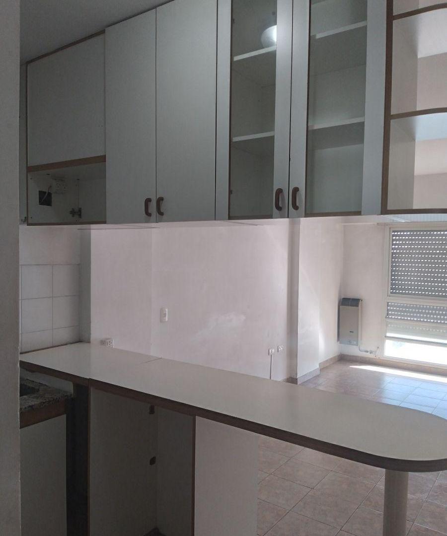 Foto de Departamento de 27 m² en alquiler en La Plata, imagen 1