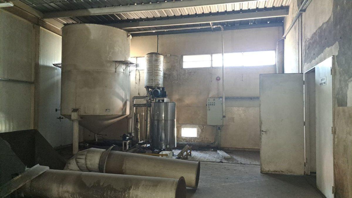 Venta Nave Industrial Merlo Ofic Salida a 3 Calles 3