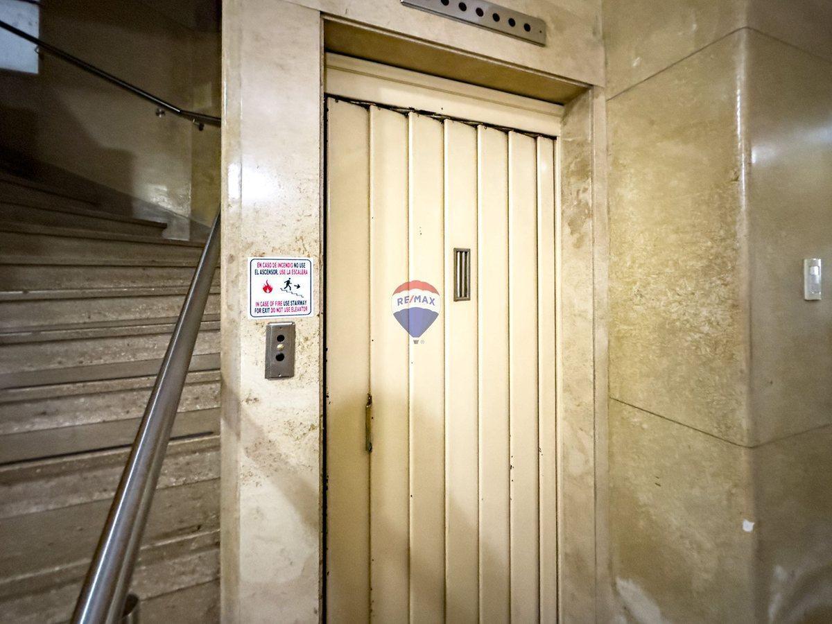 Venta Depto 2 Amb a Refaccionar Constitución 2
