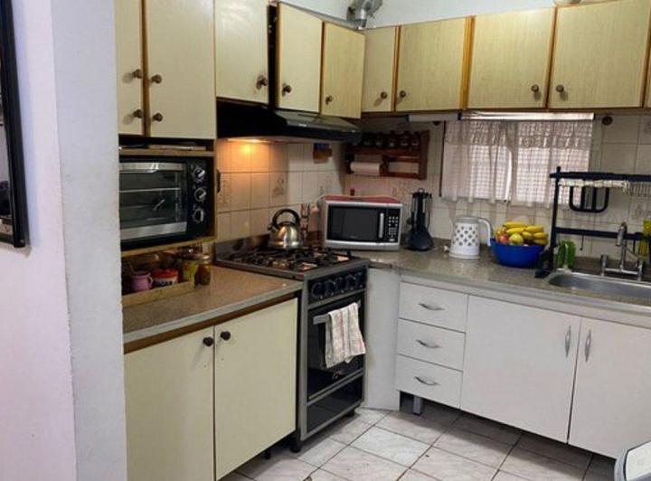 Oportunidad casa de 5 ambientes con cochera 5