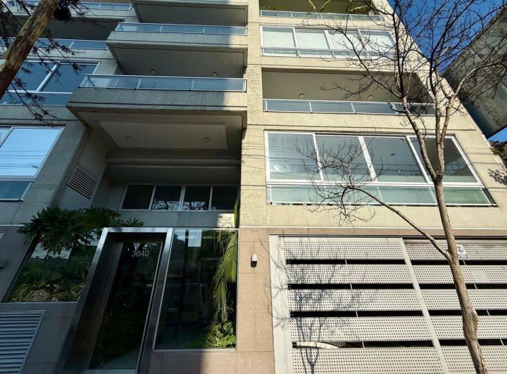 VENTA MONOAMBIENTE DIVISIBLE COCHERA URQUIZA 3