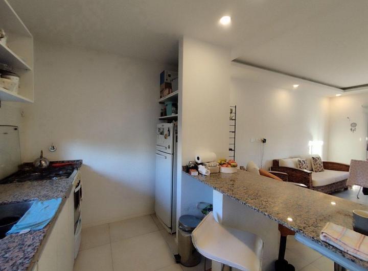 Departamento en Alquiler  con Balcón y Parrilla 4