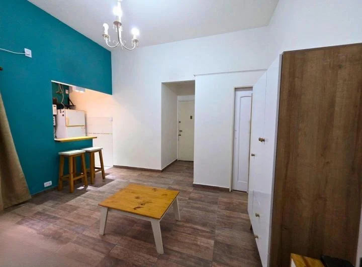 MONOAMBIENTE AMUEBLADO C/ PATIO EN VILLA URQUIZA 5