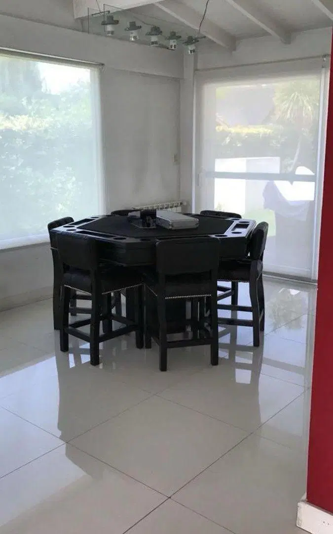 VENTA MODERNA CASA EN COUNTRY BANCO PROVINCIA. 3