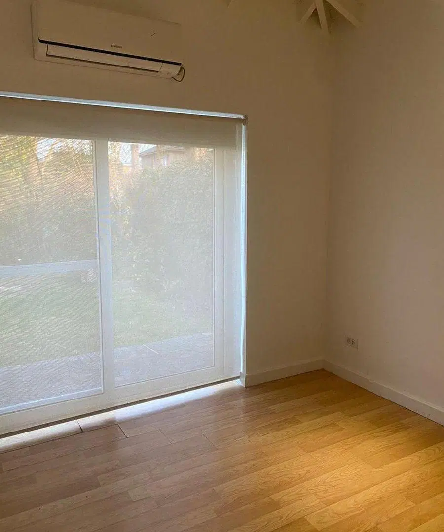 VENTA MODERNA CASA EN COUNTRY BANCO PROVINCIA. 4