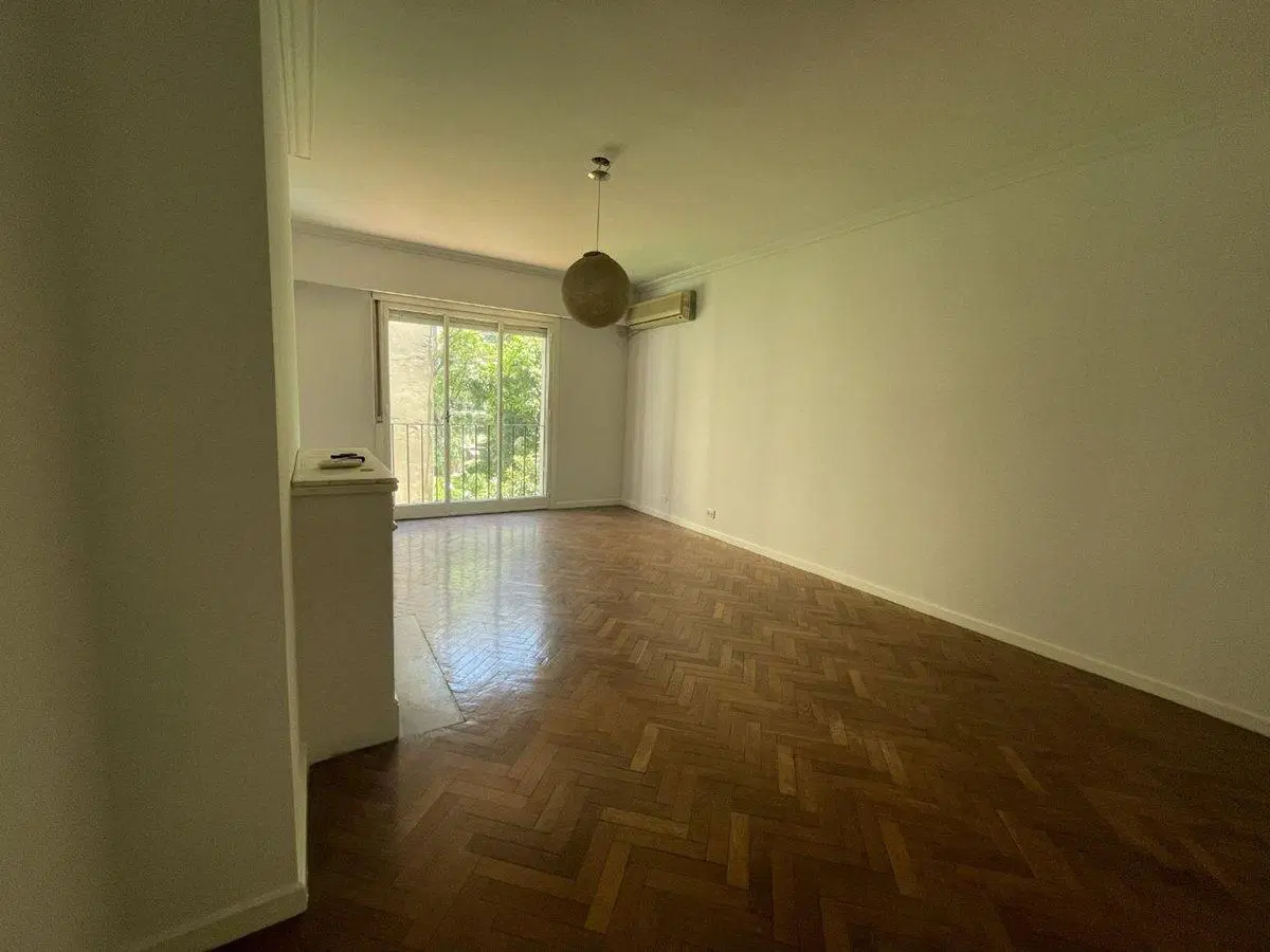 Semipiso 3 amb + dep c/cochera en Recoleta 2