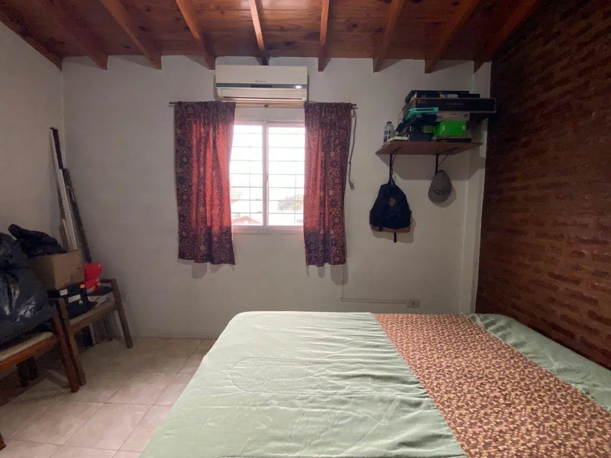 CASA EN VENTA EN MORENO Excelente ubicacion 4