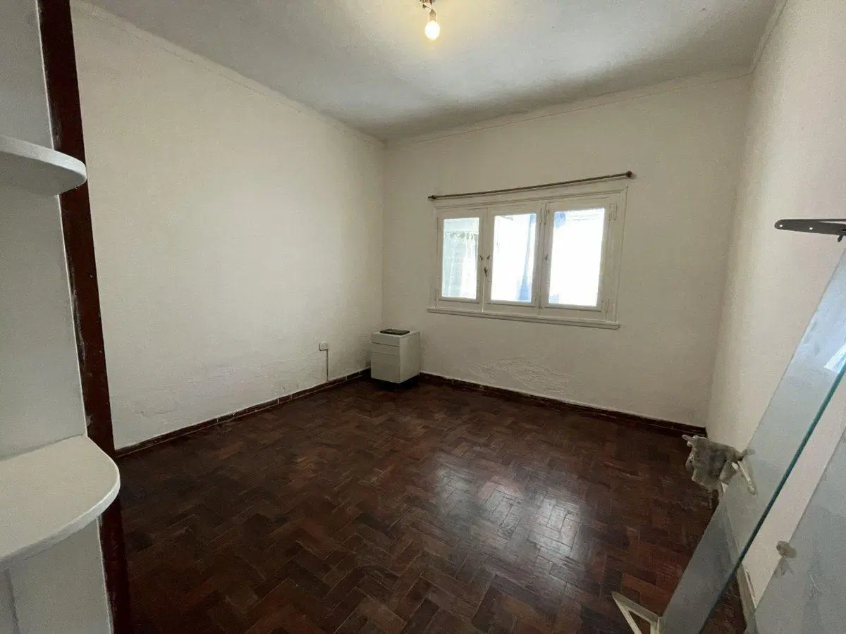 Oficina tipo PH - PB 80m2 c/patio - Boulogne 5