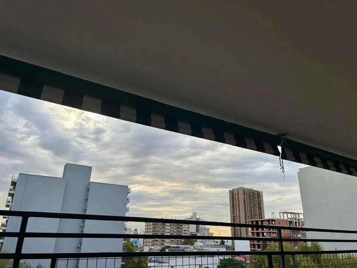 VENTA DEPTO 3AMB C/BALCON TERRAZA CASEROS 5