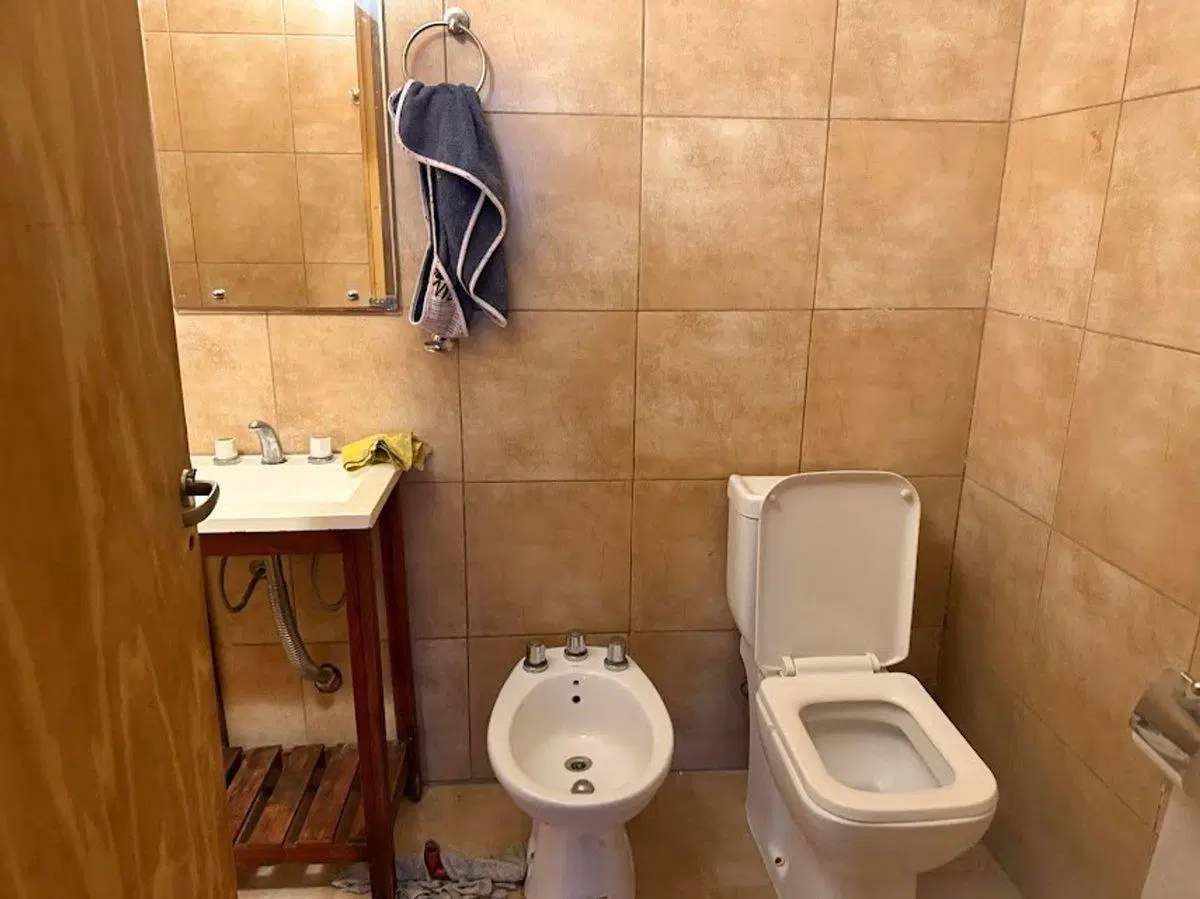 Venta terreno con 4 departamentos en block 2