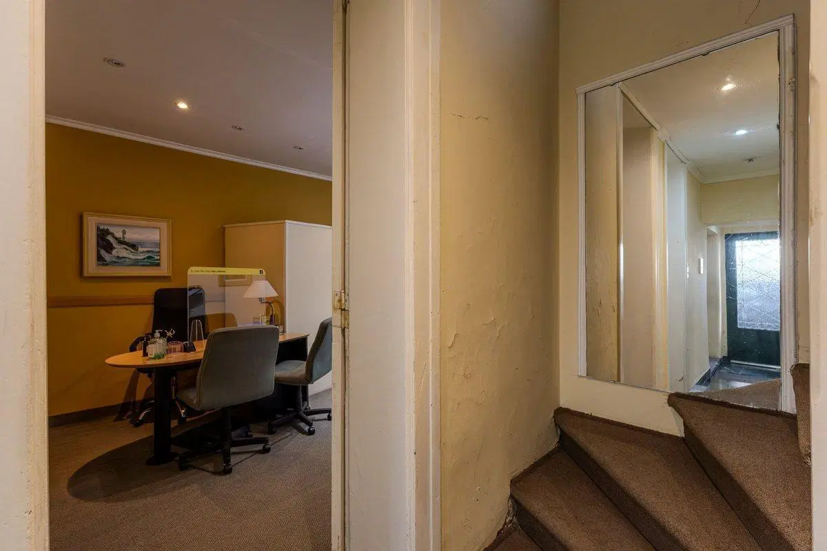CASA en VENTA en PARQUE CHACABUCO, a RECICLAR 4