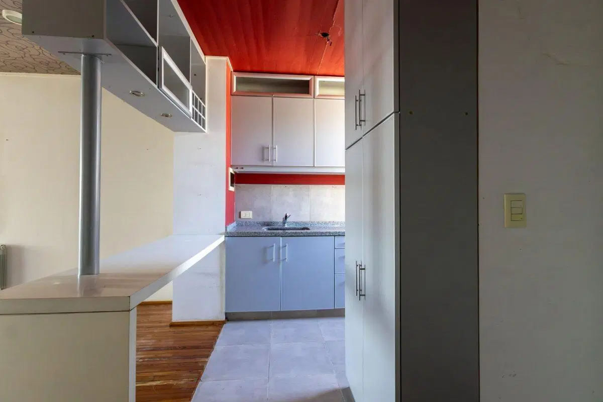 Depto 2 amb duplex FRENTE + COCHERA en La Calabria 4