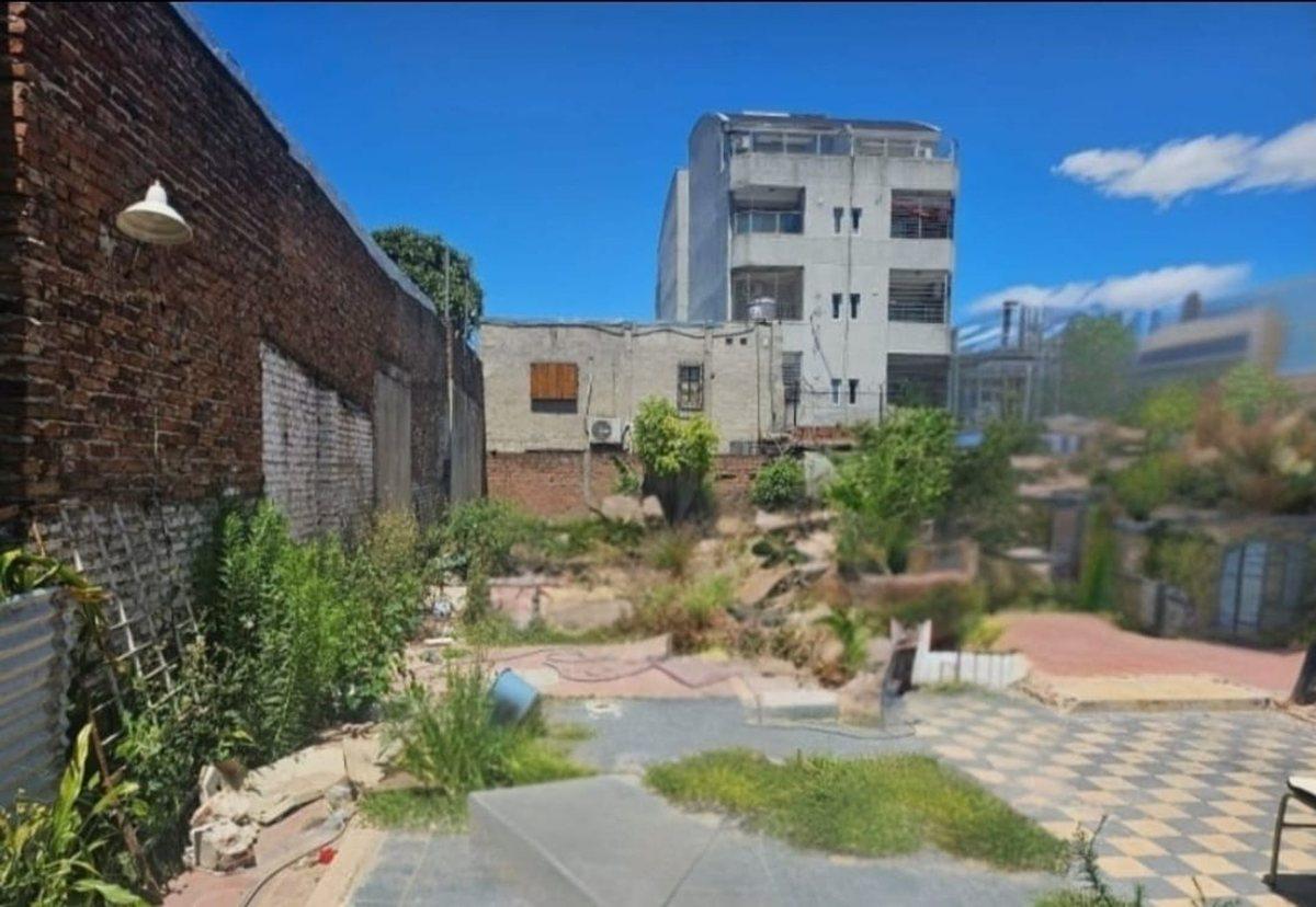 Terreno de 8,65m2  x 36,65m2
