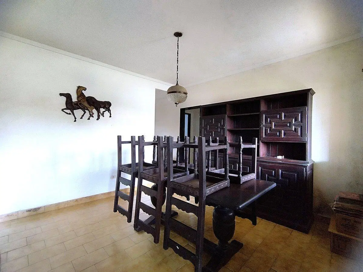 CASA 4 AMB  EN VENTA VILLA ADELINA JARDIN PILETA 4
