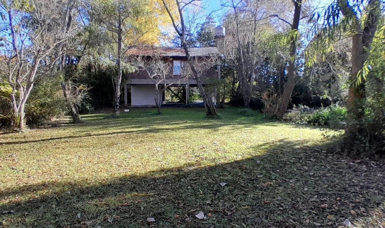 CASA 4 AMB. SE VENDE EN DELTA TIGRE 1ra SECCIÓN 3