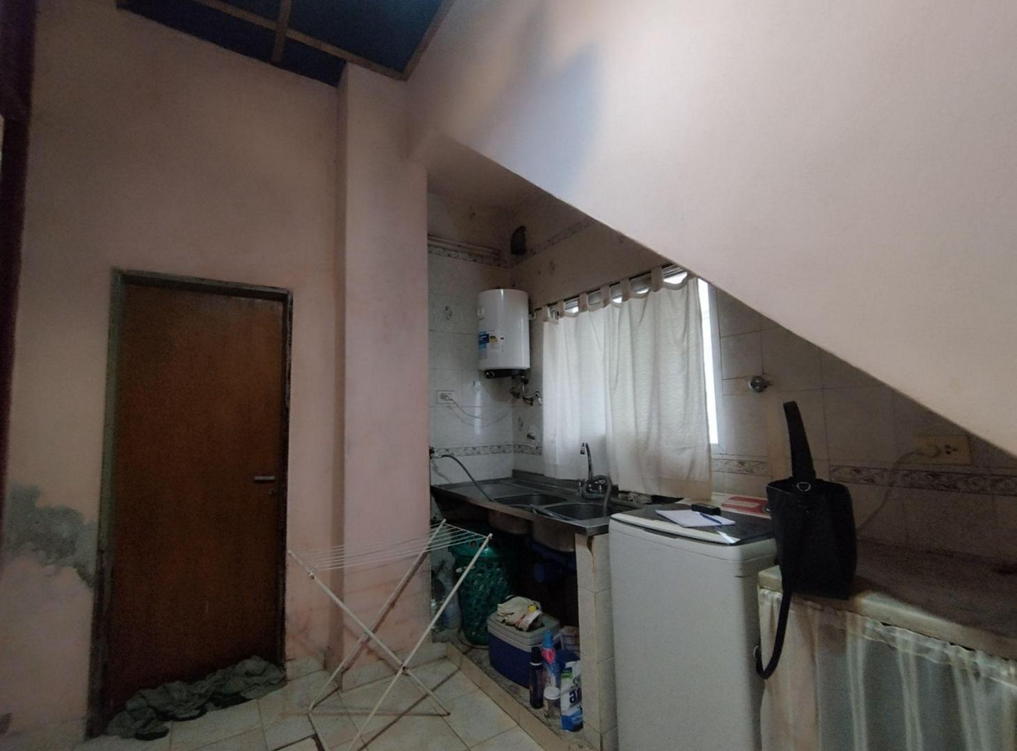 Venta PH 3 amb mas local y depto 1 amb en Florida