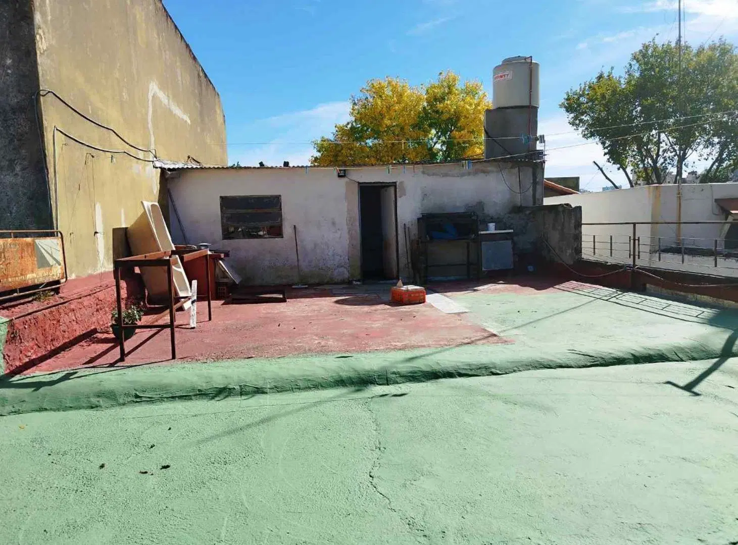 Venta PH 3 amb mas local y depto 1 amb en Florida 3
