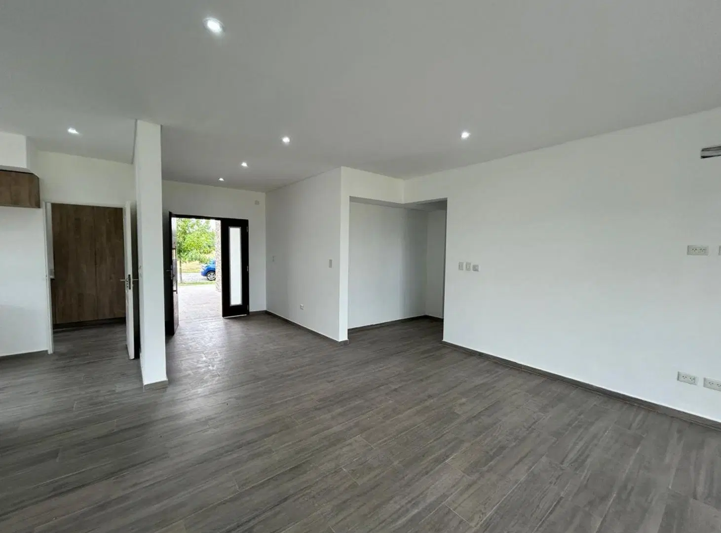 CASA VENTA A ESTRENAR 5 AMB EL CAMPO CARDALES 5