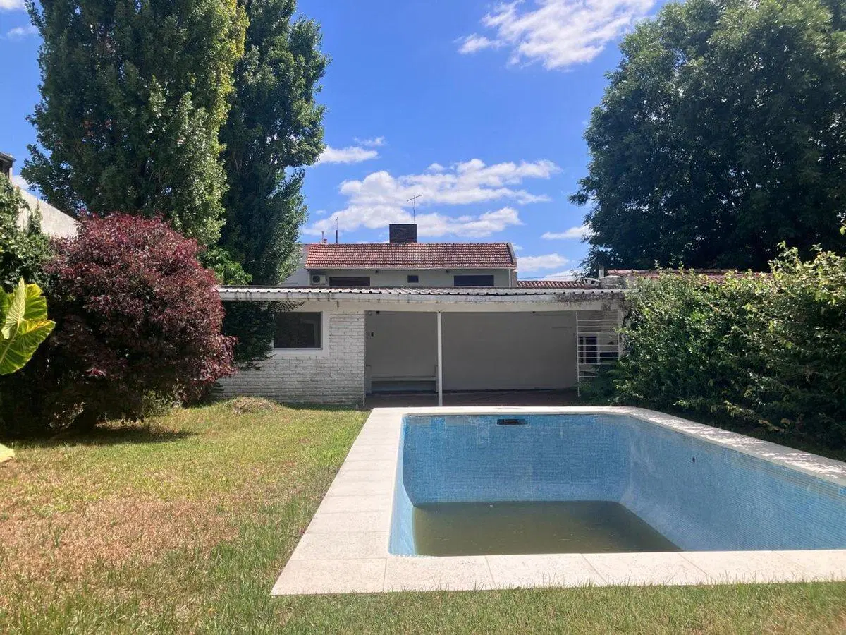 Vta Casa "a Nuevo" 3 dorm-jardín-pileta-385m2 lote 3