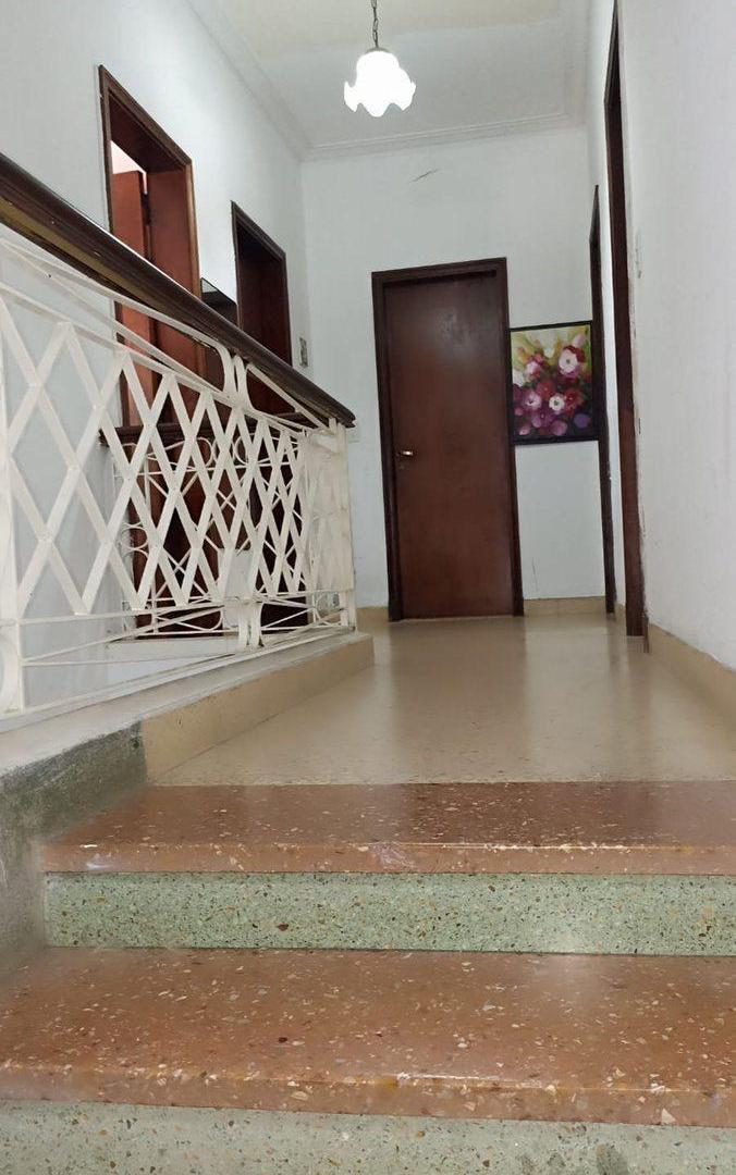 Foto de PH/CASA 1°P - 3 AMB VENTA OLIVOS TERRAZA Y BALCON, imagen 3