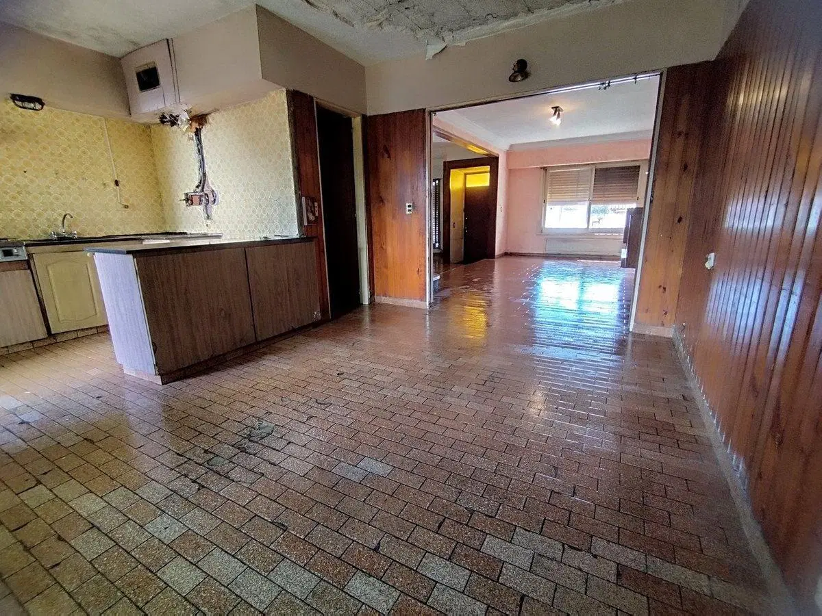 CASA 5 AMB VENTA MARTINEZ CON JARDIN COCHERA DOBLE 2