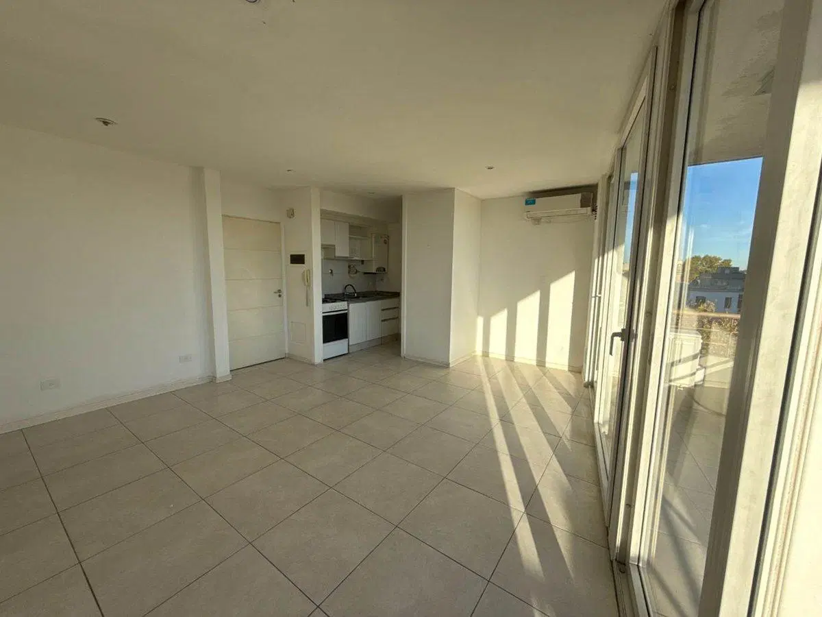 VENTA 2 AMBIENTES 50M2  VICTORIA BALCON 5