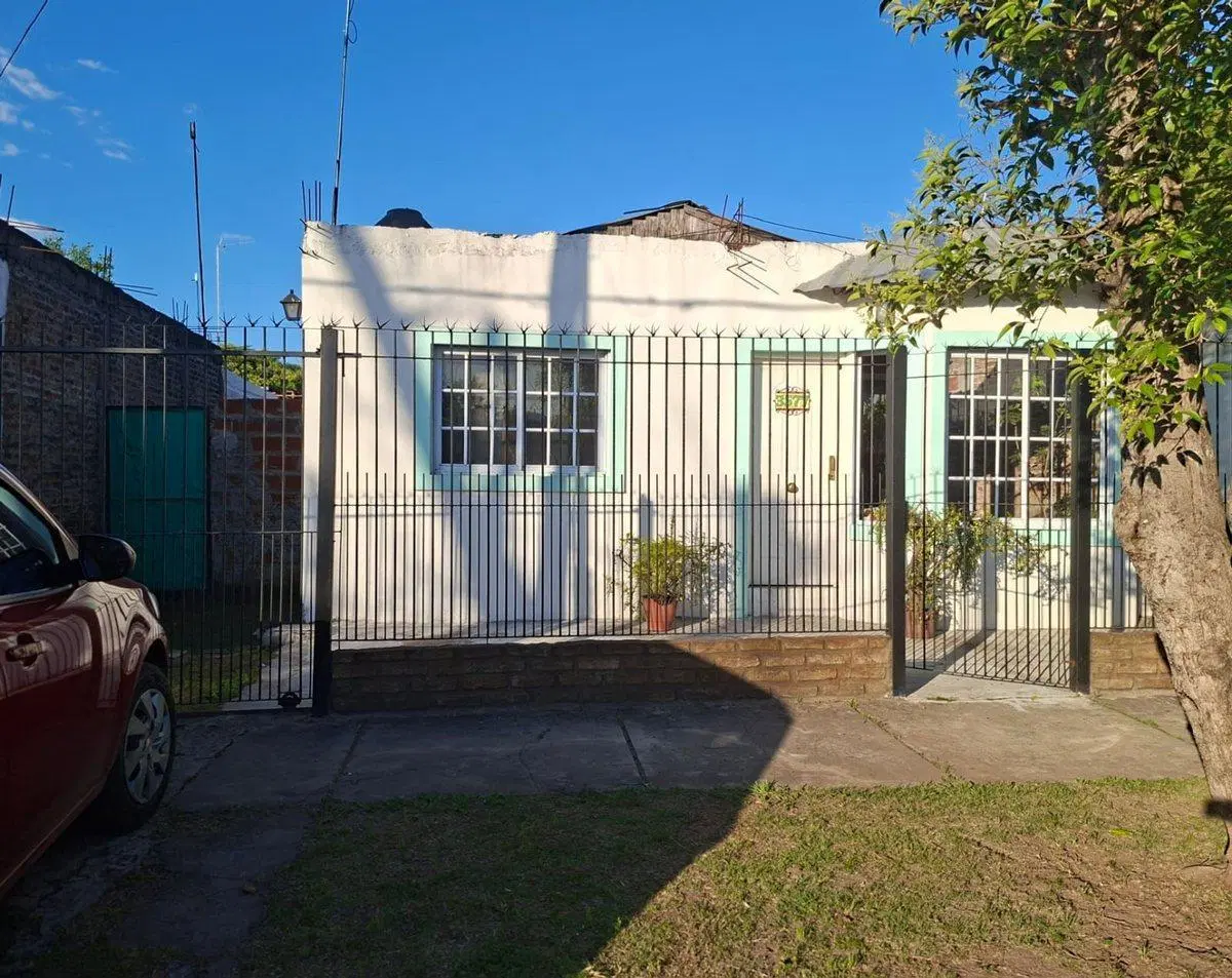 CASA 3 AMB EN VENTA EN W. MORRIS HURLINGHAM 2
