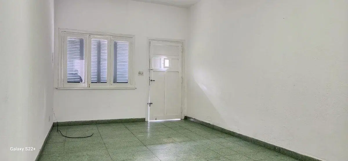 CASA VENTA C/TALLER LOMA HERMOSA TRES DE FEBRERO 4