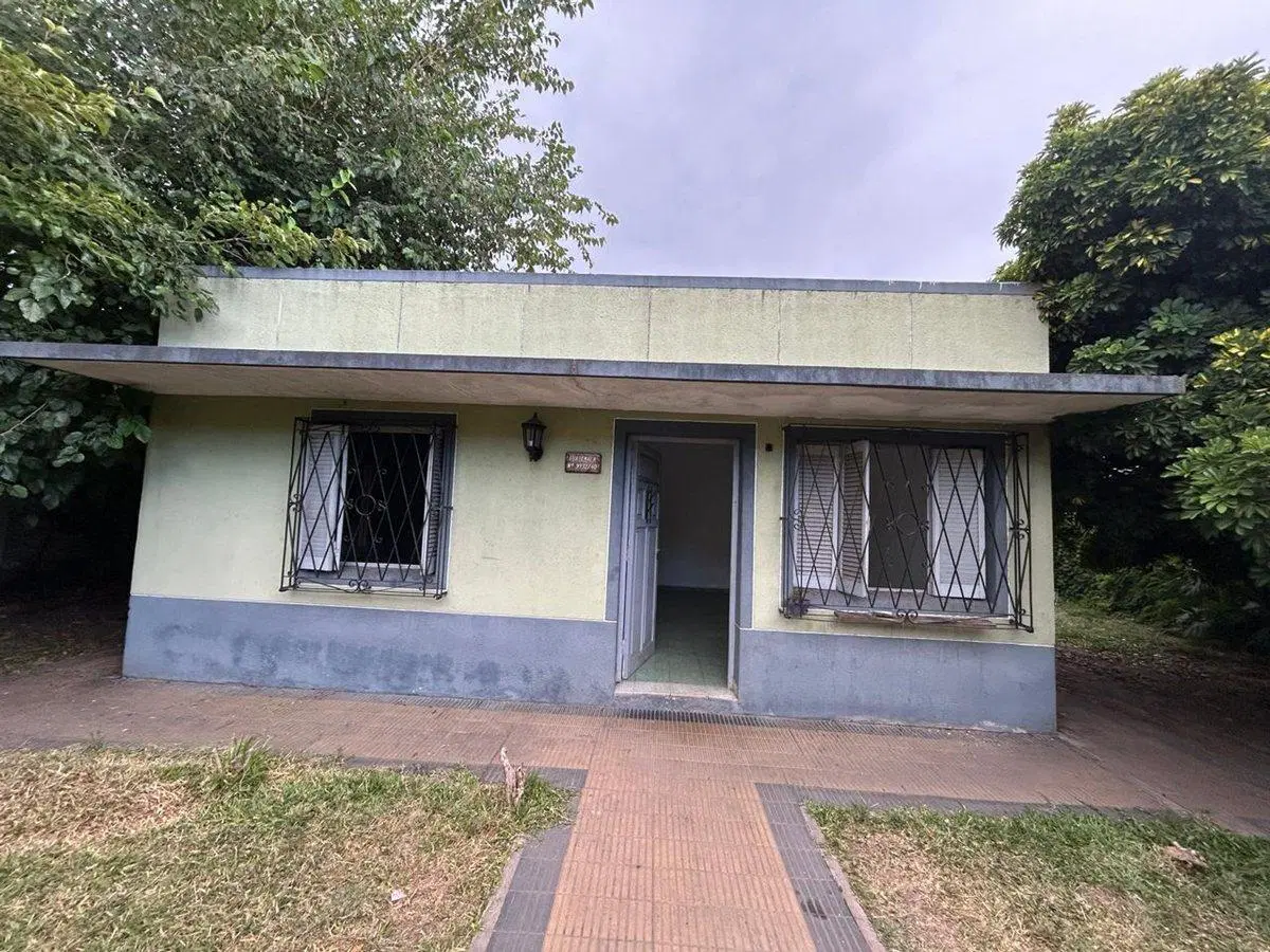 CASA VENTA C/TALLER LOMA HERMOSA TRES DE FEBRERO 3