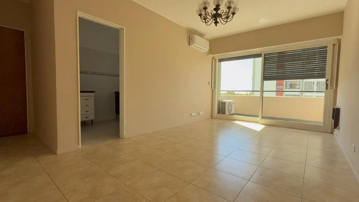 Venta Departamento 4 ambientes Olivos 3