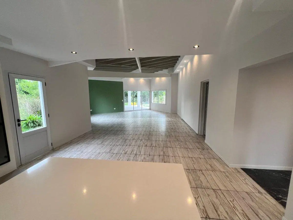 VENTA CASA 5 AMB LOS EUCALIPTOS HARAS SANTA MARÍA 2