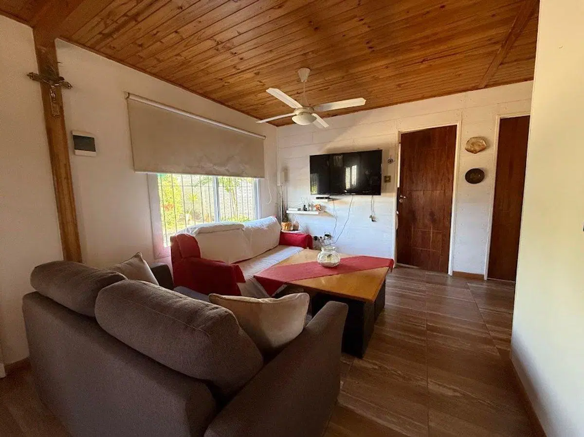 VENTA CASA CON PILETA 4