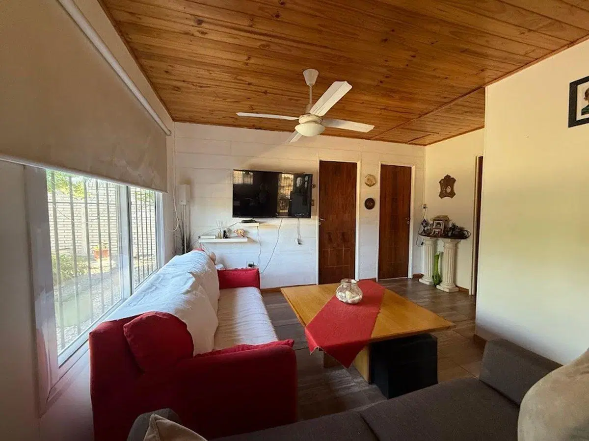 VENTA CASA CON PILETA 2