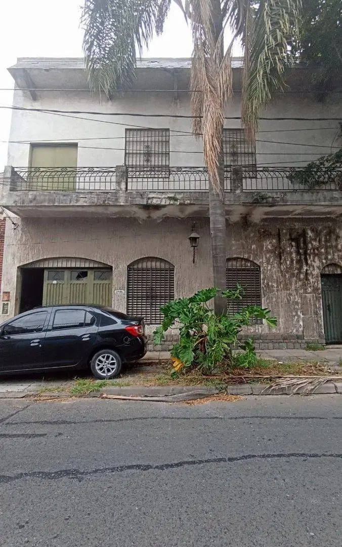 Depósito/Fábrica/Galpón VENTA - OLIVOS  con depto. 4