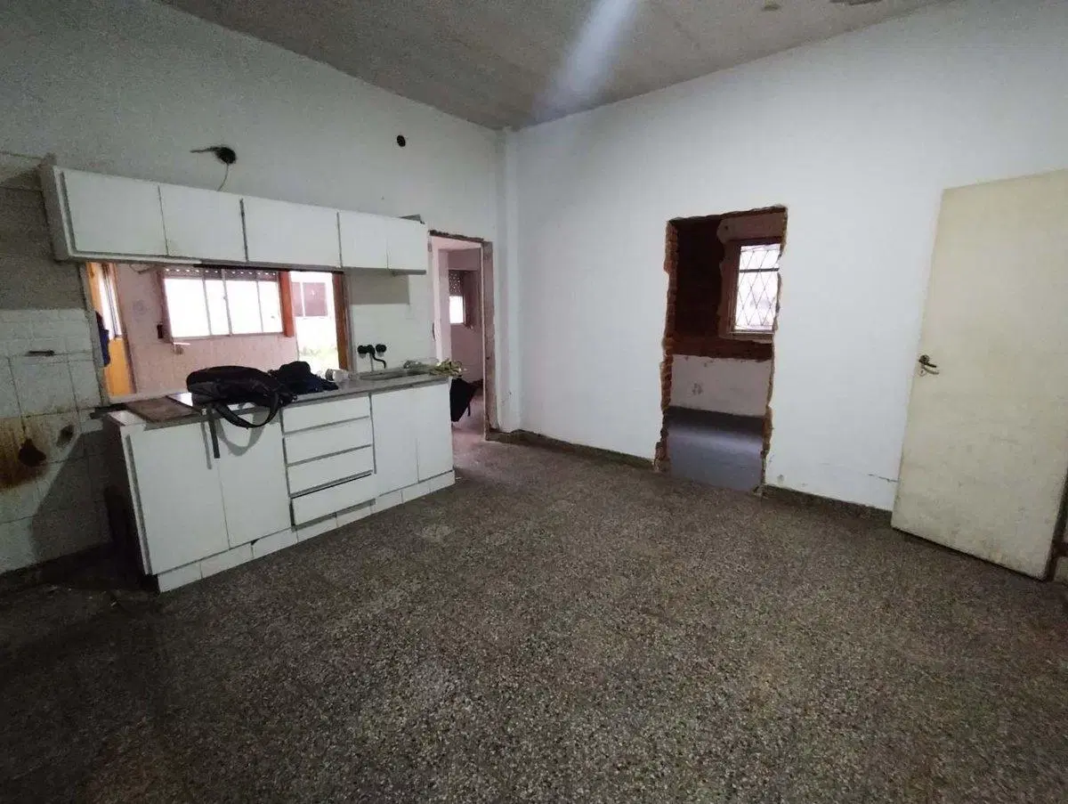 Casa de 4 ambientes a refaccionar 5