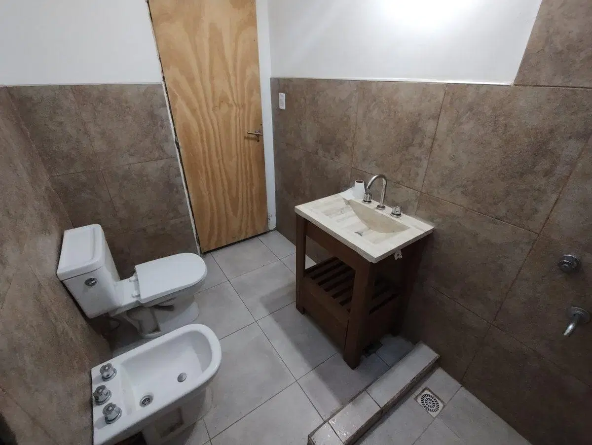 Casa de 4 ambientes a refaccionar 3