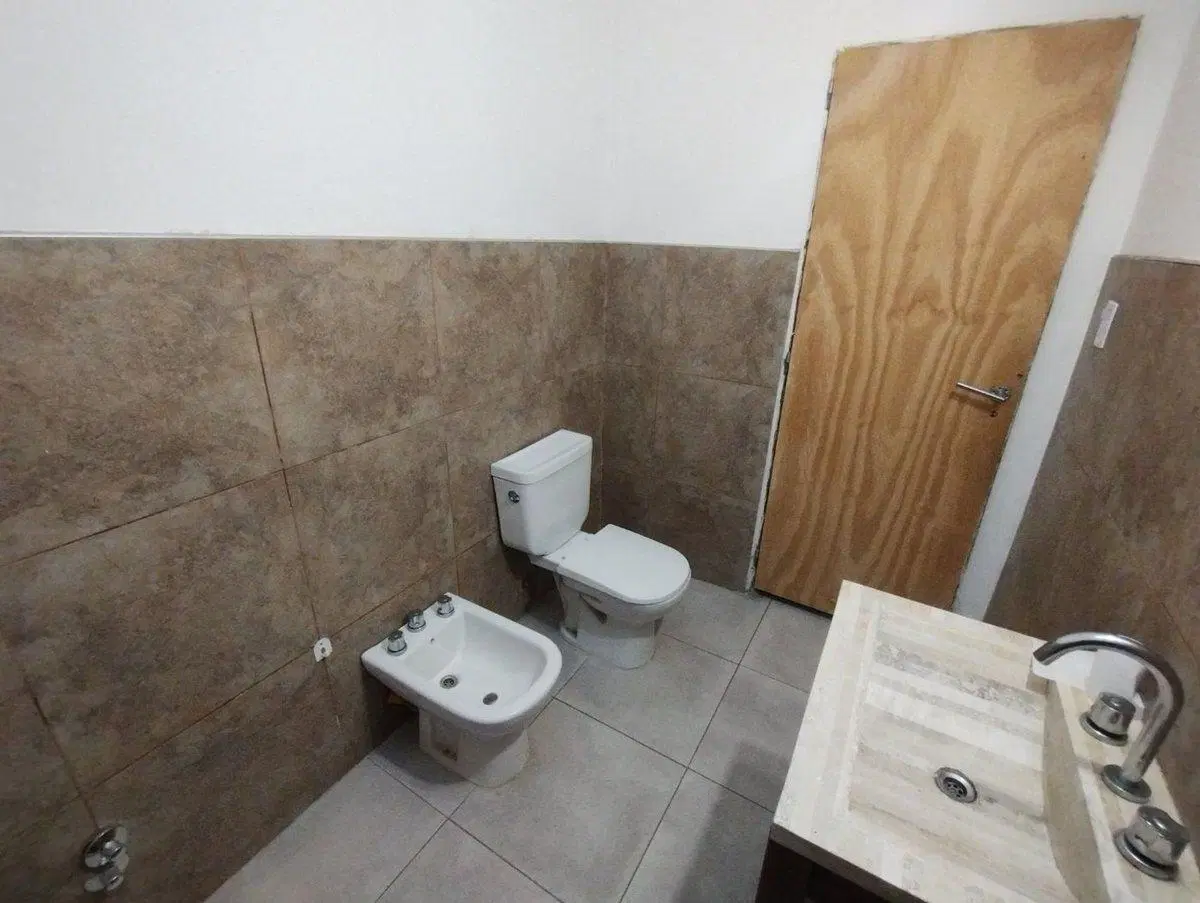 Casa de 4 ambientes a refaccionar 4