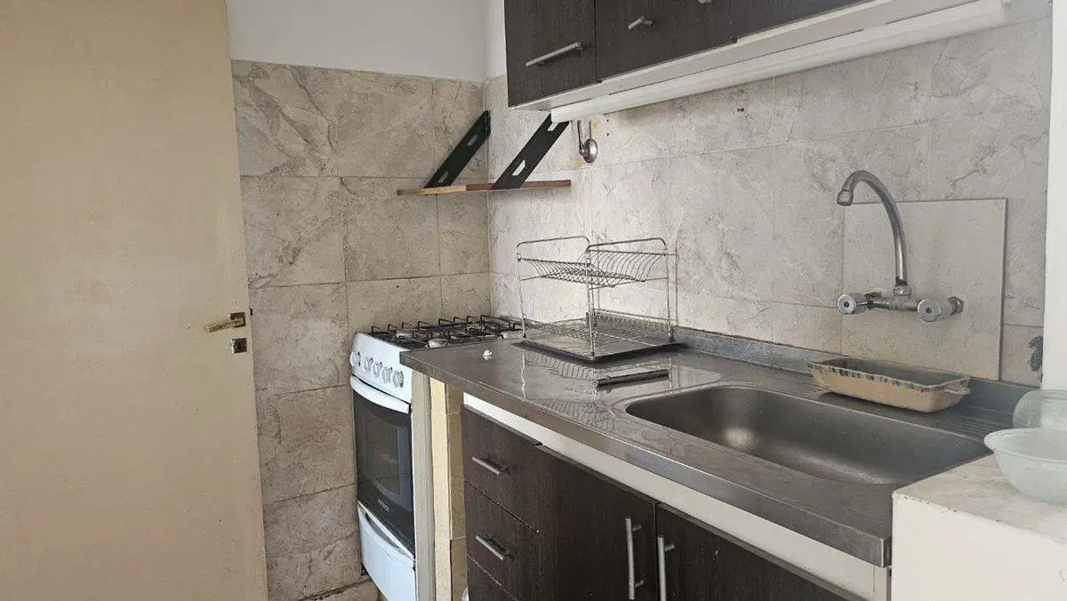 VENTA DEPARTAMENTO 3 AMBIENTES CENTRO CASTELAR 5