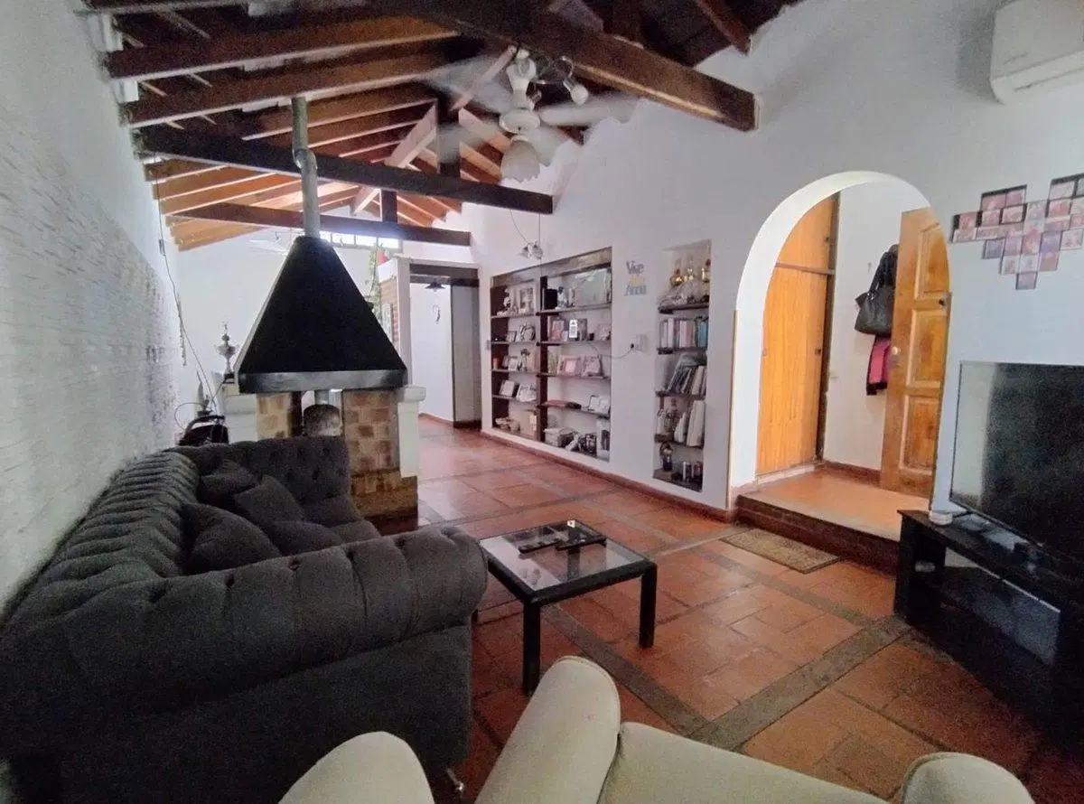 Venta Casa 4 amb Boulogne con Parrilla y Parque 2